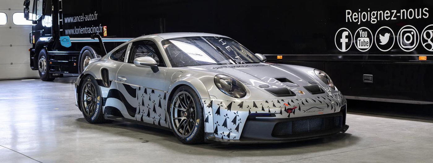 2021 Porsche 992 cup car with ABS