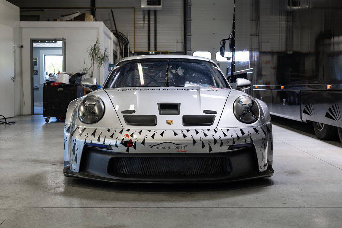 Porsche 992 Cup Car 12